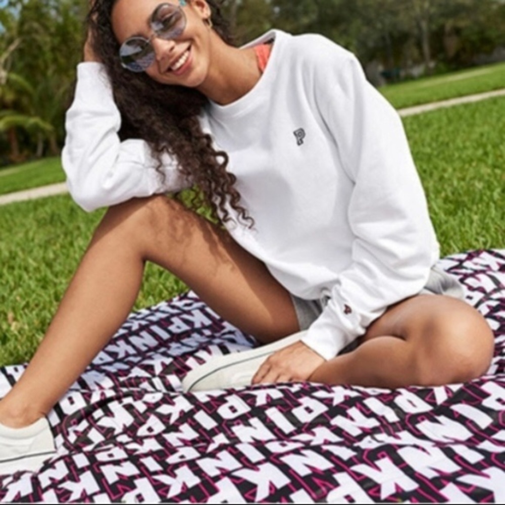 PINK Polyester Packable Blanket Throw Beach BLACK